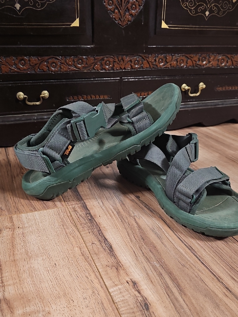 Men's Teva Hurricane Outdoor Strap Sandals - Green